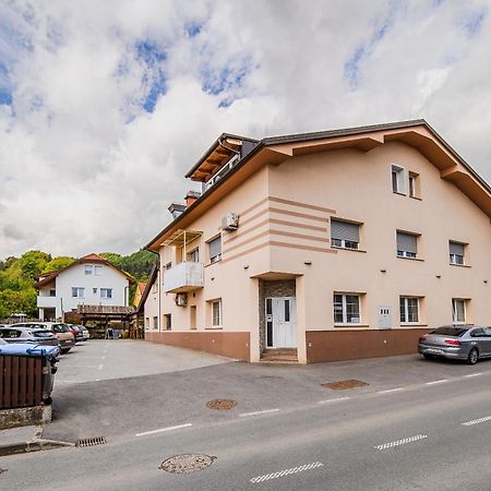 B&B Mio Nonno Rooms Ljubljana Ex Bizeljcan Rooms Экстерьер фото